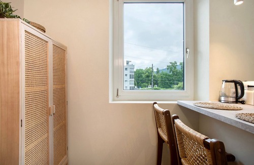 Bregenz Apartment | Apartment 'Sonnenblick Bregenz' with Mountain View and Wi-Fi
