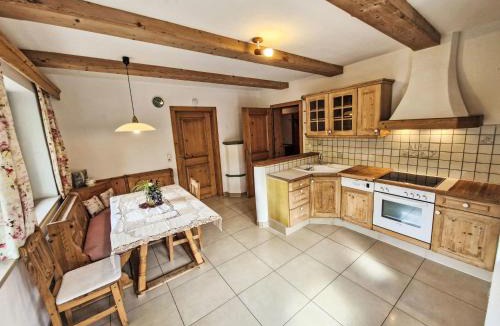 Goetzens Apartment | Apartment Terrassenwohnung OZ by Interhome