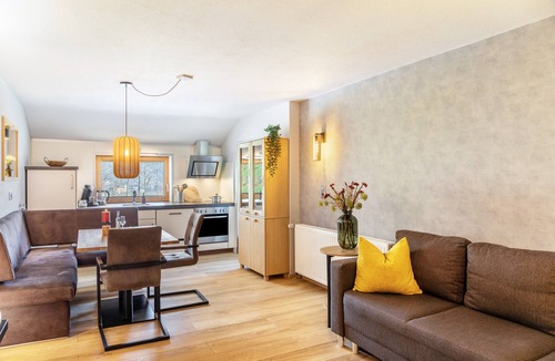 Zellbergeben Apartment | Apartment "Wald" with Balcony and Mountain View