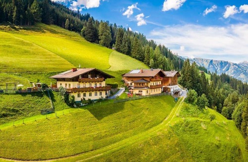 Huettschlag House | Apartment Waldhex - Bergbauernhof Neuhaus