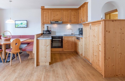 Brixen im Thale Apartment | Apartment with a spa next to the gondola