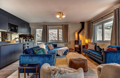 La Tzoumaz Apartment | Appartement Mont Parrain 2627 with Sauna - La Tzoumaz, 4 Vallees