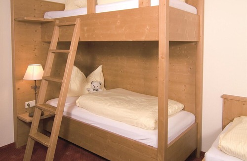 Kramsach Apartment | Appartement Seehof Top 8 - Camping & Appartements Seehof