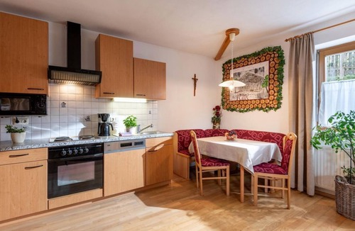 Soell House | Appartement Tenne 1 Schlafraum und Wohnschlafraum - Biobauernhof Entinghof