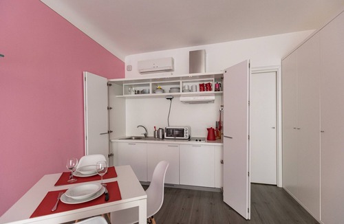 Stresa Apartment | Apt + terrace, balcony, A/C and WiFi, in historic center of Stresa, just by lake