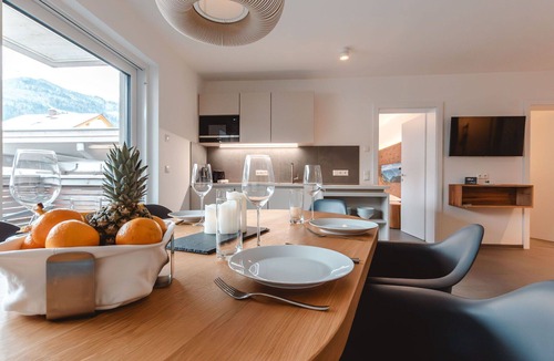 Gries Apartment | Nice apartment for 4 guests with WIFI, TV, terrace and pets allowed