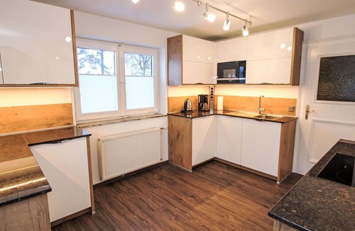 Bruck an der Grossglocknerstrasse House | Wonderful private villa for 10 guests with WIFI and TV