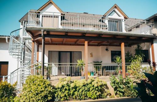 St. Margarethen House | Ferienlodge bei den Reben