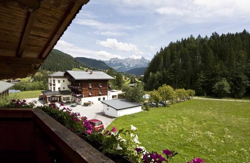 Sankt Martin am Tennengebirge Apartment | Apartment type 2, shower, toilet, balcony - Alpengasthof L�mmerhof