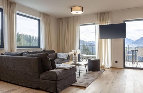 Sankt Martin am Tennengebirge Apartment | Penthouse max.8 P.& Infinity Pool by Interhome