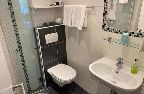 Ried Apartment | Studio with Balcony - Wolf & Schaf Apartments