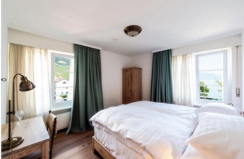 Cully Hotel | Au Major Davel
