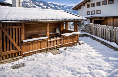 Zillertal Apartment | BARBARA'S GARDEN – Private Terrace & Garden