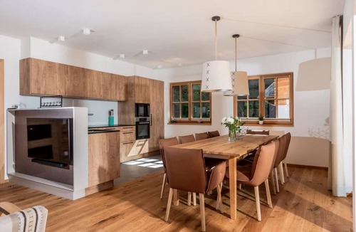 Haus Ski Chalet | Beautiful chalet with private sauna.