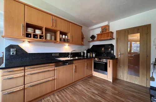Muhlbach im Pinzgau Apartment | Beautiful apartment for 8 people with WIFI, TV, terrace, pets allowed and panoramic view