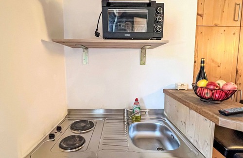Oberndorf in Tirol Apartment | Beautiful apartment for 2 people with WIFI, TV and balcony