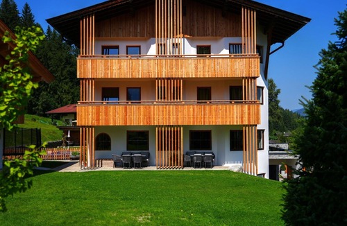 Auffach Apartment | Beautiful apartment for 6 guests with WIFI, TV, terrace and pets allowed
