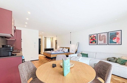 Bad Aussee Apartment | Beautiful apartment for 2 guests with WIFI, TV, terrace and pets allowed