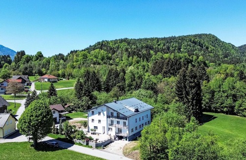 Rosegg Apartment | Beautiful apartment for 2 guests with WIFI, A/C, TV and patio
