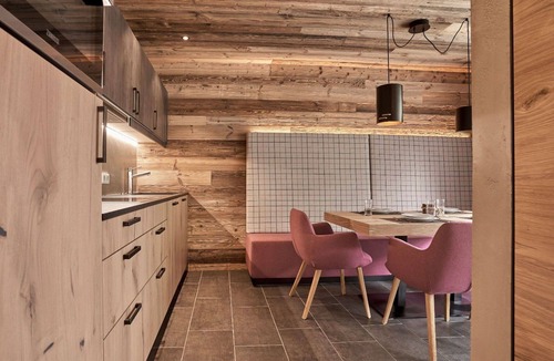 Soelden Apartment | Beautiful apartment for 7 guests with WIFI, TV, terrace and pets allowed