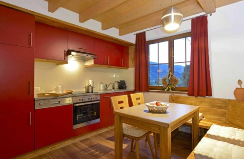Bodensdorf House | Beautiful apartment in villa for 6 people with WIFI, TV, terrace and parking