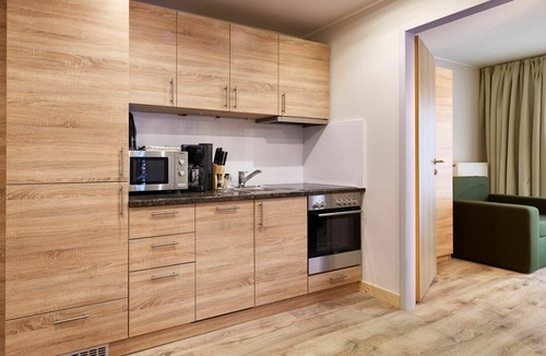 Katschberg Apartment | Beautiful apartment for 4 people with WIFI, pool, TV, balcony, pets allowed and panoramic view