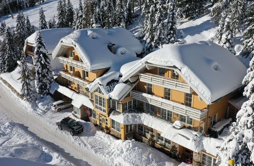 Katschberg Apartment | Beautiful apartment for 2 guests with WIFI, TV, balcony and pets allowed
