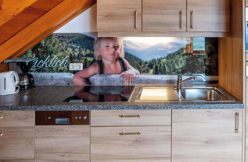 Katschberg Apartment | Beautiful apartment for 6 people with WIFI, TV, balcony and pets allowed