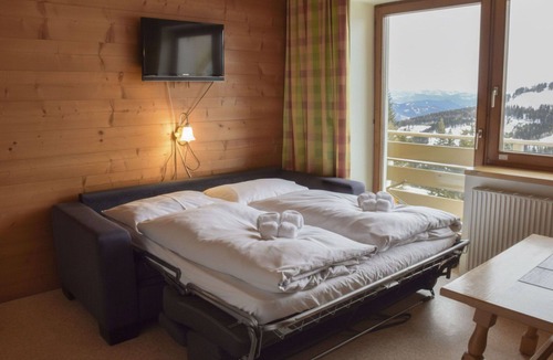 Katschberg Apartment | Beautiful apartment for 6 people with WIFI, TV, balcony and pets allowed