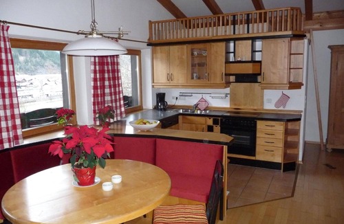 Eben im Pongau Apartment | Beautiful holiday apartment for the whole family with a sauna, balcony and view of the fabulous mountain world
