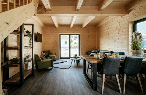 Jenig House | Beautiful Holiday Home in Rattendorf with Garden