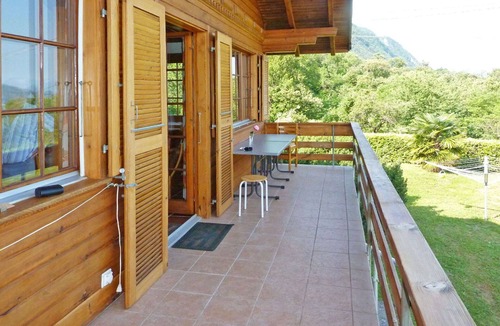 Castello House | Beautiful private villa for 6 guests with WIFI, TV, terrace and pets allowed