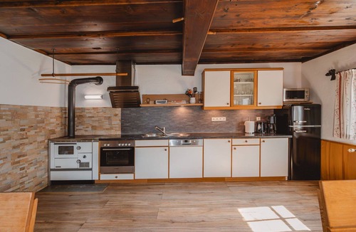 Abtenau Villa | Beautiful private villa for 12 people with WIFI and TV
