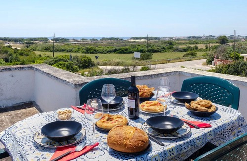 Torre Castiglione Villa | Beautiful villa for 6 people with A/C, WIFI, TV, terrace and panoramic view