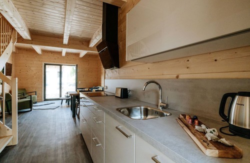 Jenig House | Beautiful Wooden Chalet in Rattendorf with Garden