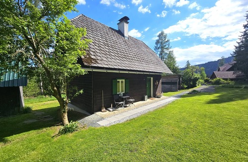 Eibiswald Cabin | Beim Michl: Wooden Cabin with Garden, Peace & Nature