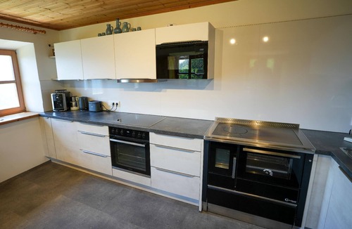 Berg im Drautal House | Beim Rauter - Emberger Alm, country house in a secluded location