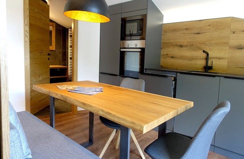 Saalbach Apartment | Bergzeit flat Saalbach directly on the ski piste