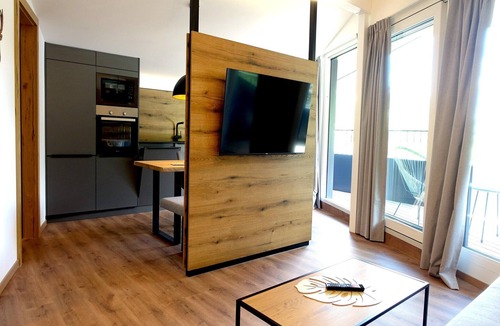 Saalbach Apartment | Bergzeit flat Saalbach directly on the ski piste