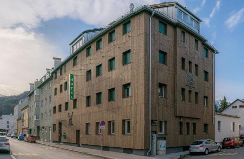 Pradl Hotel | BinderS Budget City-Mountain Hotel