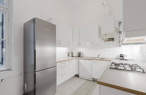 Wieden Apartment | Blueground | Wieden, pool, nr Belvedere