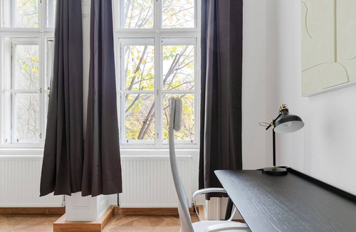 Wieden Apartment | Blueground | Wieden, pool, nr Belvedere