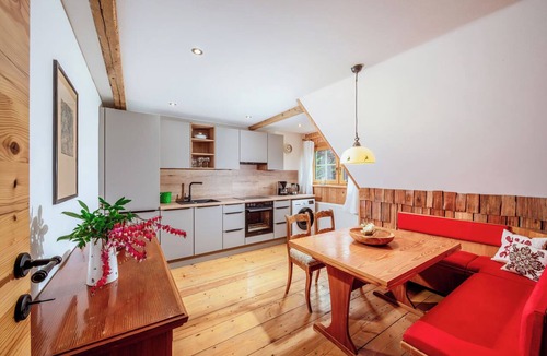 Mitterberg-Sankt Martin Apartment | Boutique Farmhouse Apartment with Panoramic Views & Schladming-Dachstein Card