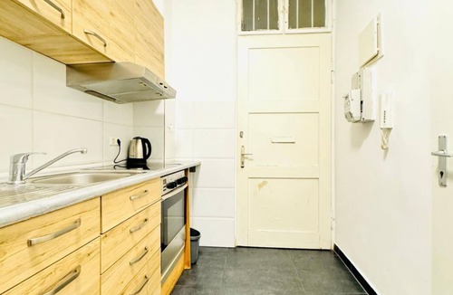 Leopoldstadt Apartment | Bright 5P Apartment by Praterstern