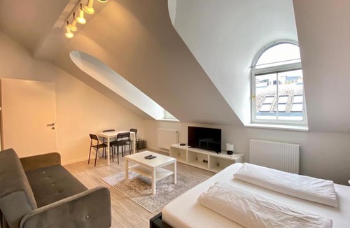 Schottenfeld Apartment | Central Apartment in Vienna near metro (800m) - T21