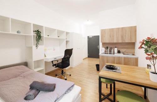 Wiener Neustadt Apartment | Central Urban Studio