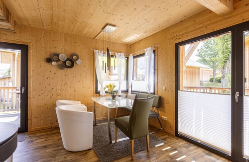 Sankt Georgen ob Murau Ski Chalet | Chalet # 43b mit 3 Schlafzimmer, IR-Sauna & Whirlpool