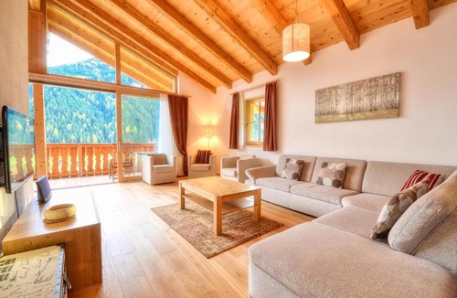 Schonbach House | „Chalet 1 Am Sonnenhang“ by Alpen Apartments