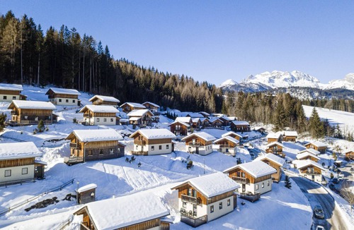 Annaberg im Lammertal Ski Chalet | Chalet # 40 with 3 BR for up to 6 people