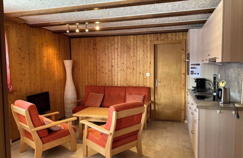 Rosswald Apartment | Chalet Allegra Appartement/Fewo, Dusche, WC 4-Bettwohnung Erdgeschoss by Interhome